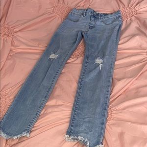 skinny jeans with holes